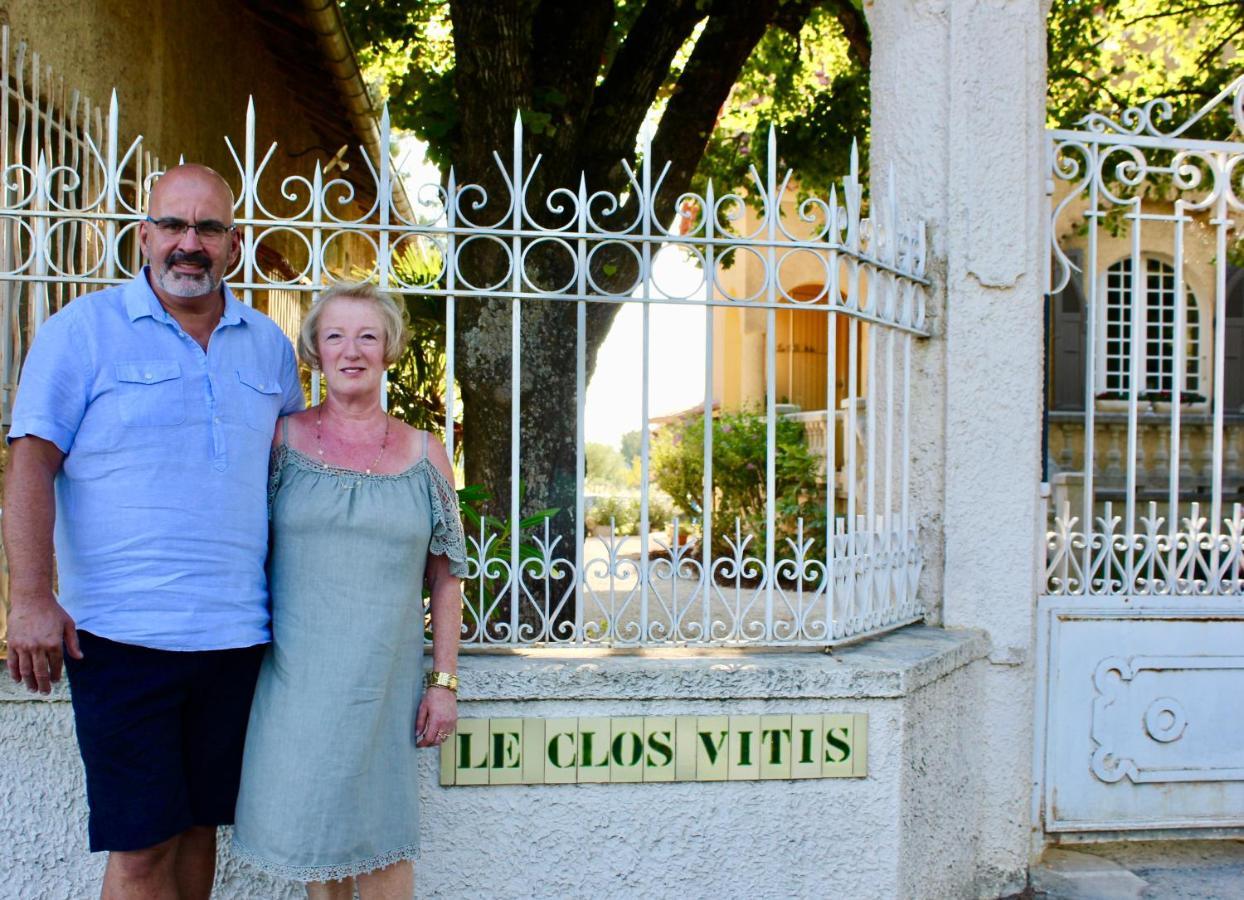Le Clos Vitis Violès Exterior foto